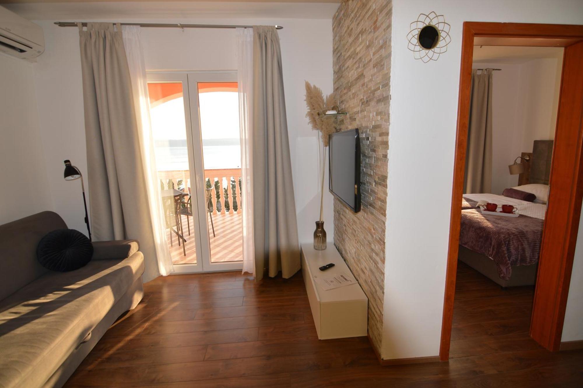 Apartments By The Sea Starigrad, Paklenica - 16421 Cameră foto